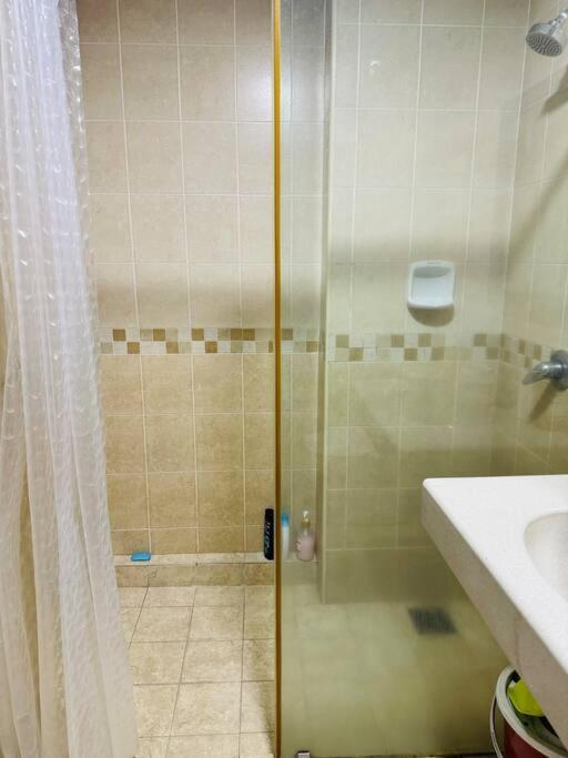 Luxury Minutes From Klcc Apartment *