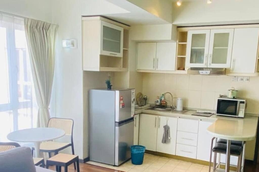 Apartment Luxury Minutes From Klcc Kuala Lumpur
